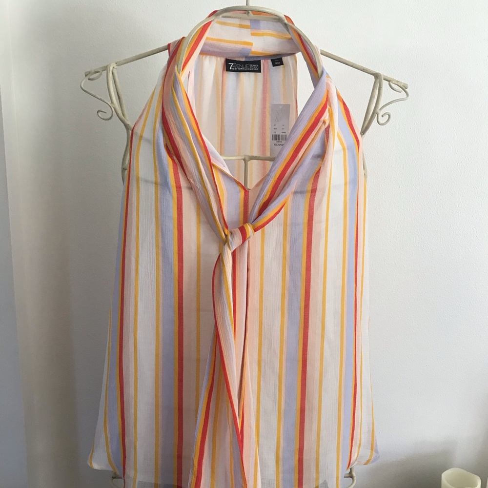 Sleeveless blouse with collar & ties, colorful. 7th Avenue, New York & Company